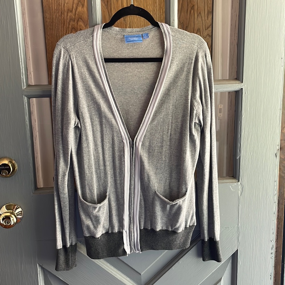 Simply Vera Vera Wang Ladies Gray Cardigan Sweater Size Large